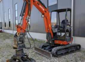 Kubota U27-4