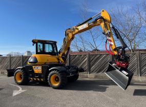 JCB 110W