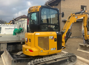 Caterpillar 302.7