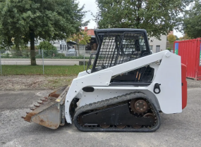 Bobcat T140